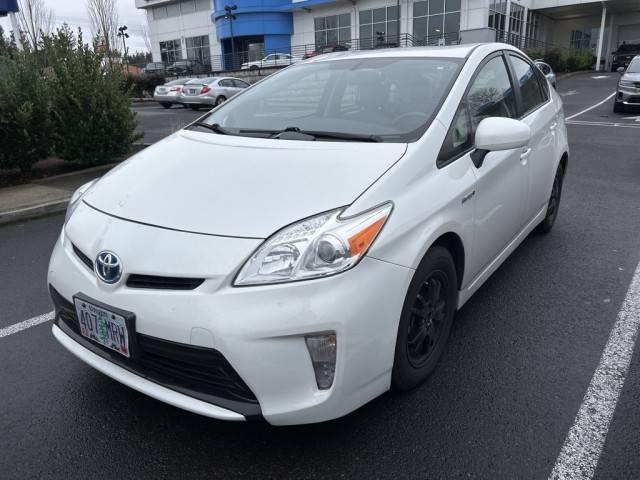 2015 Toyota Prius Four FWD photo