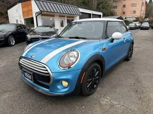 2015 MINI Hardtop 2 Door FWD photo