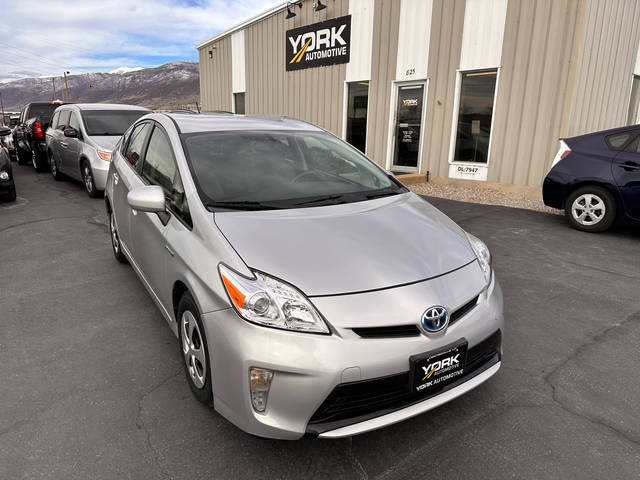 2015 Toyota Prius Two FWD photo
