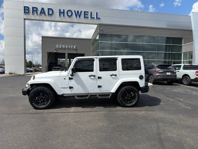 2015 Jeep Wrangler Unlimited Altitude 4WD photo