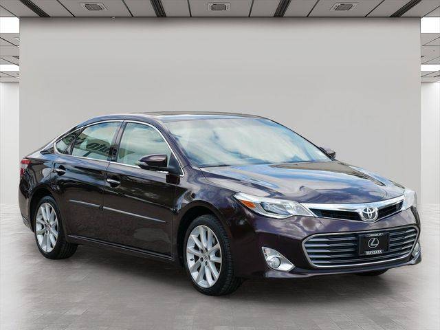 2015 Toyota Avalon Limited FWD photo