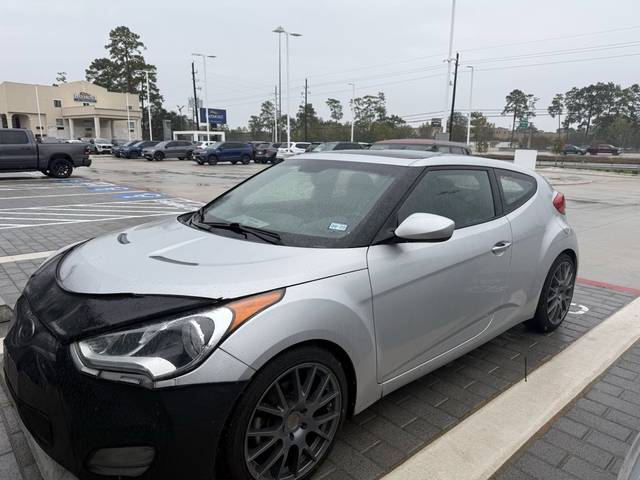 2015 Hyundai Veloster  FWD photo