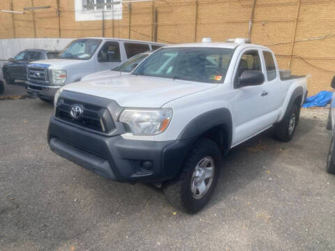 2015 Toyota Tacoma  4WD photo
