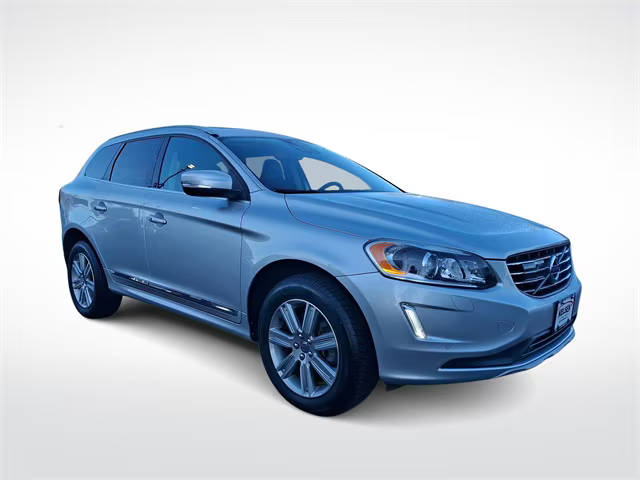 2016 Volvo XC60 T6 Platinum AWD photo