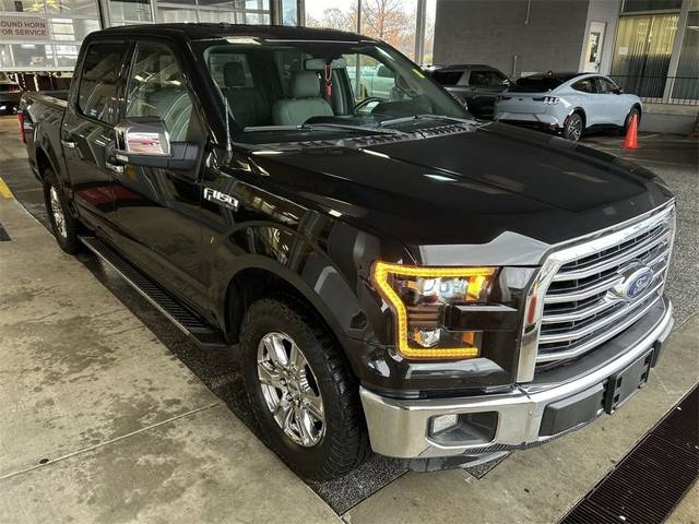 2015 Ford F-150 XLT RWD photo