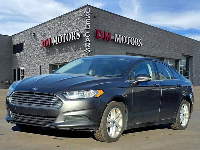 2016 Ford Fusion SE FWD photo