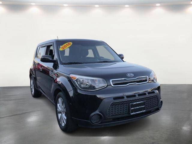 2015 Kia Soul + FWD photo