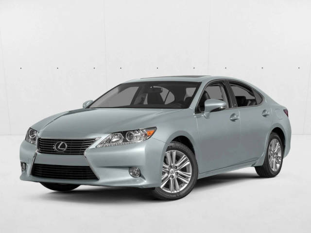 2015 Lexus ES  FWD photo