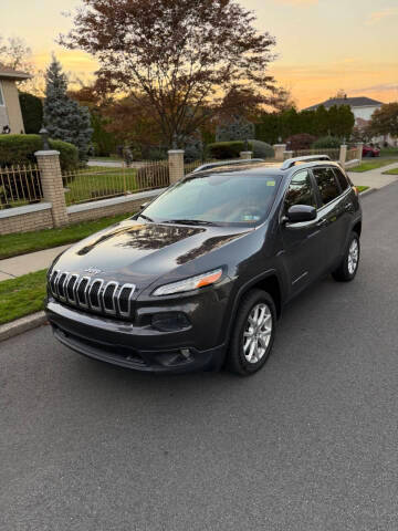 2015 Jeep Cherokee Latitude 4WD photo
