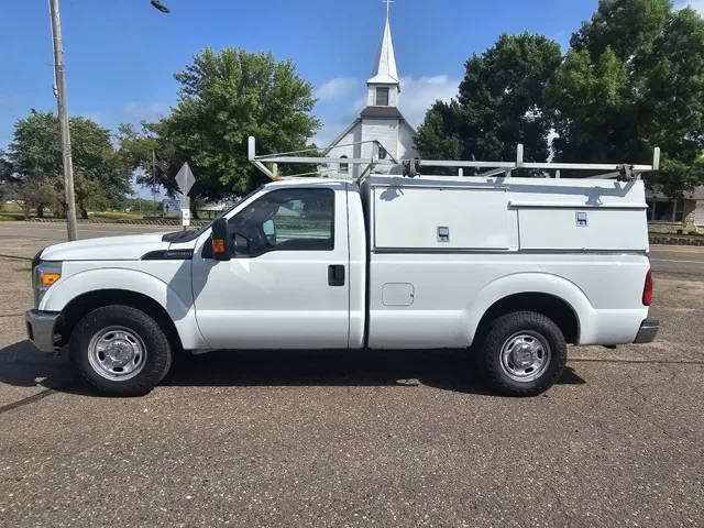 2016 Ford F-250 Super Duty XL RWD photo