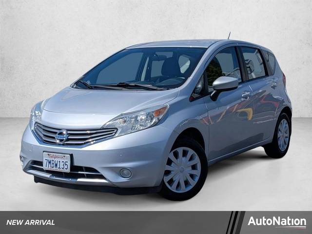 2015 Nissan Versa Note SV FWD photo