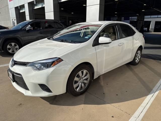 2015 Toyota Corolla LE FWD photo