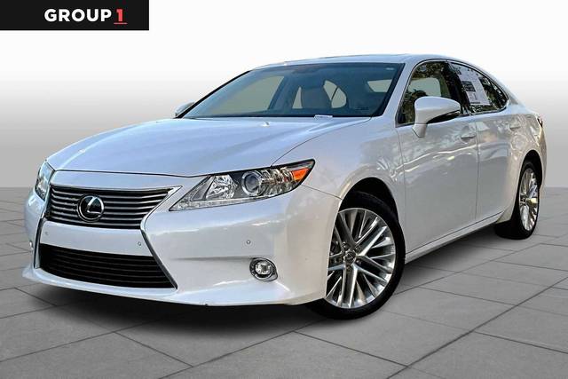 2015 Lexus ES  FWD photo