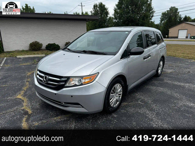 2015 Honda Odyssey LX FWD photo