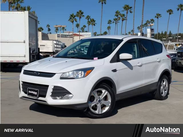 2015 Ford Escape SE FWD photo