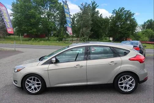 2015 Ford Focus SE FWD photo