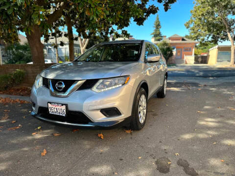 2015 Nissan Rogue S FWD photo