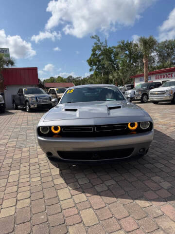 2015 Dodge Challenger SXT Plus RWD photo