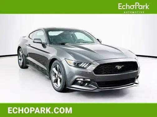 2015 Ford Mustang V6 RWD photo