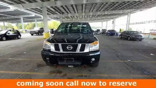 2015 Nissan Titan PRO-4X 4WD photo