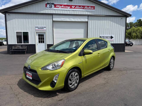 2015 Toyota Prius c One FWD photo
