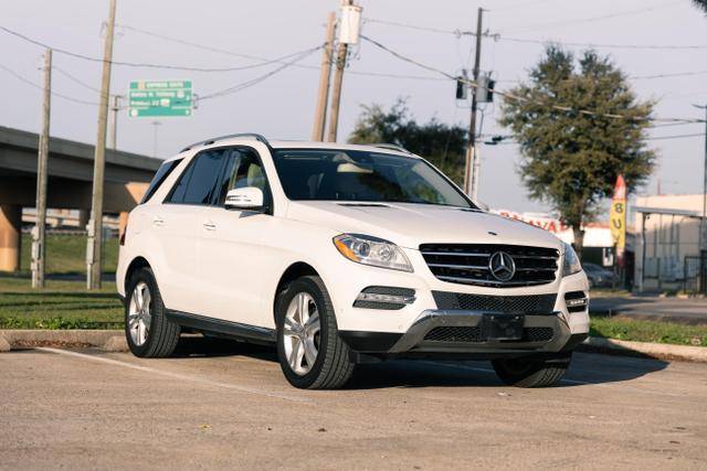 2015 Mercedes-Benz M-Class ML 350 RWD photo