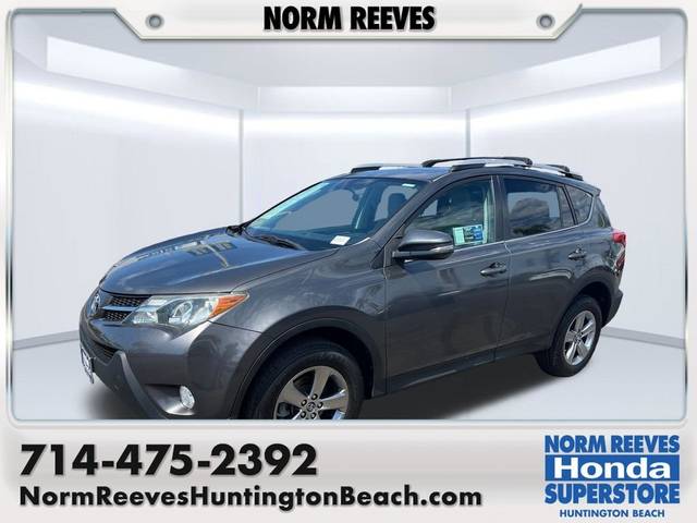 2015 Toyota RAV4 XLE FWD photo
