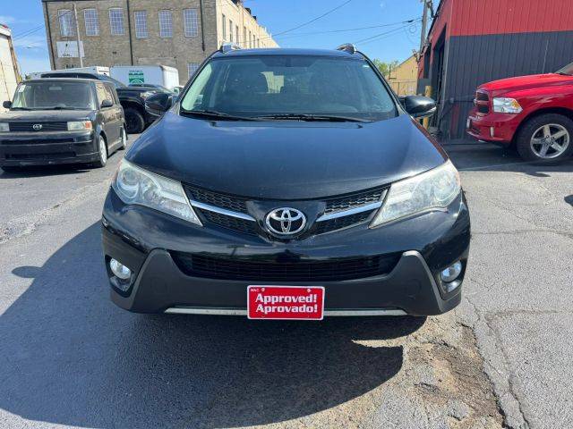 2015 Toyota RAV4 XLE AWD photo