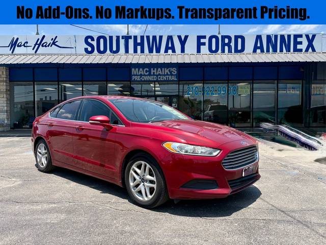 2016 Ford Fusion SE FWD photo