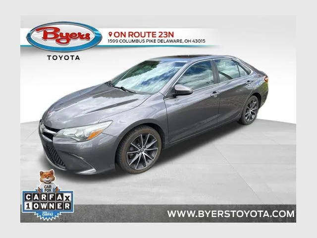 2015 Toyota Camry SE FWD photo
