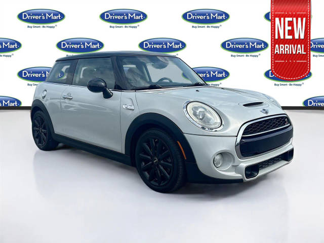 2015 MINI Hardtop 2 Door S FWD photo