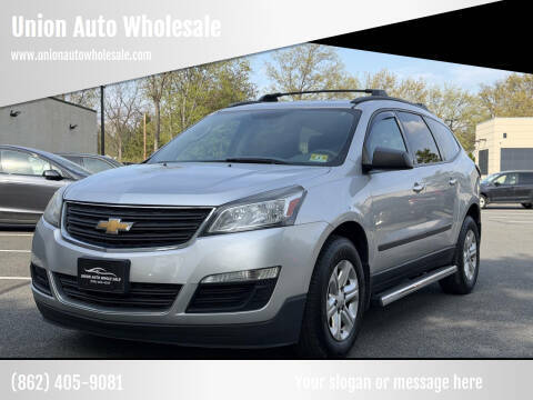 2015 Chevrolet Traverse LS AWD photo