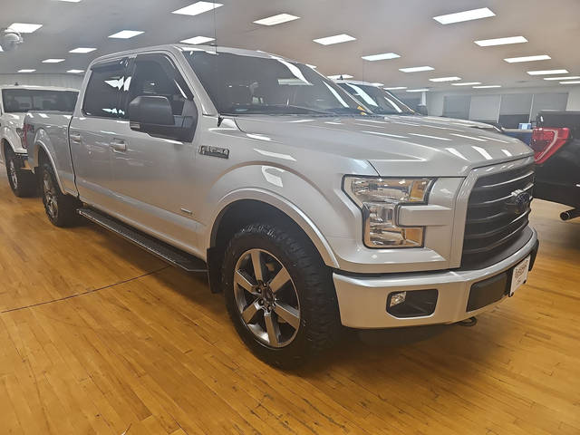 2015 Ford F-150 XLT 4WD photo