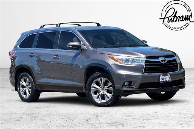 2015 Toyota Highlander XLE AWD photo