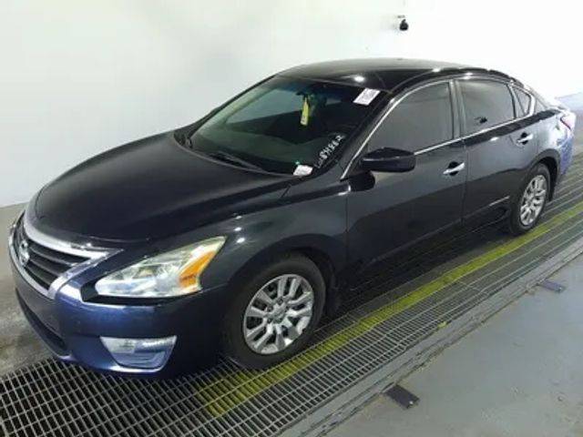2015 Nissan Altima 2.5 S FWD photo