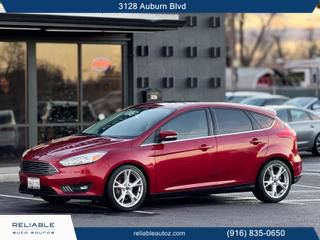 2015 Ford Focus Titanium FWD photo