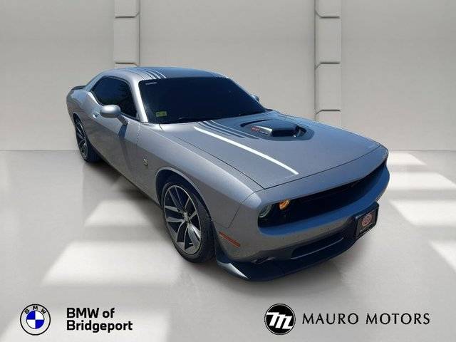 2015 Dodge Challenger R/T Scat Pack Shaker RWD photo