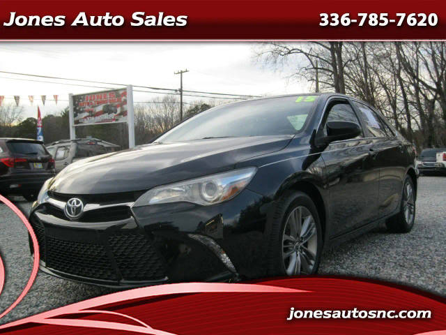 2015 Toyota Camry SE FWD photo