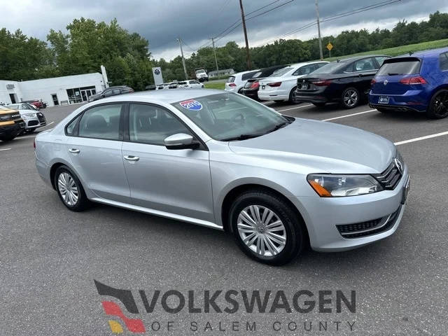 2015 Volkswagen Passat 1.8T S FWD photo