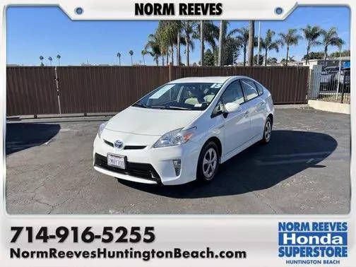 2015 Toyota Prius Two FWD photo