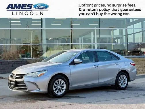 2015 Toyota Camry XLE FWD photo