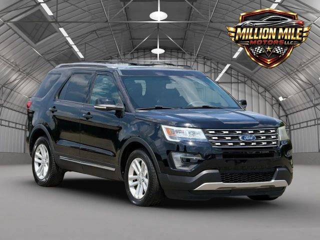 2016 Ford Explorer XLT FWD photo