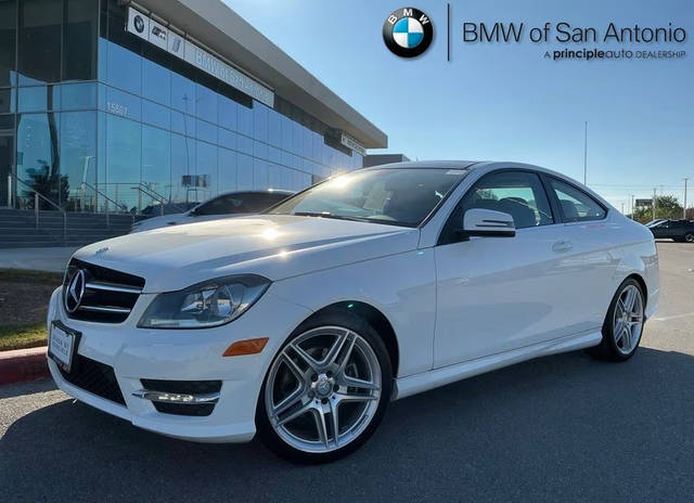 2015 Mercedes-Benz C-Class C 250 RWD photo