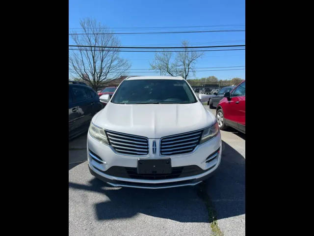 2015 Lincoln MKC FWD photo