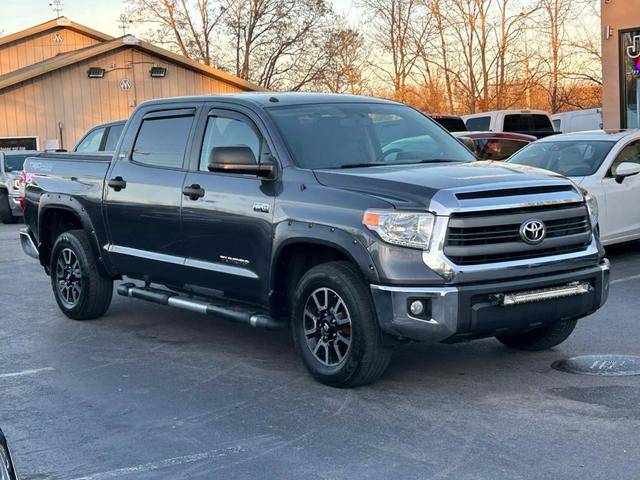 2015 Toyota Tundra SR5 4WD photo