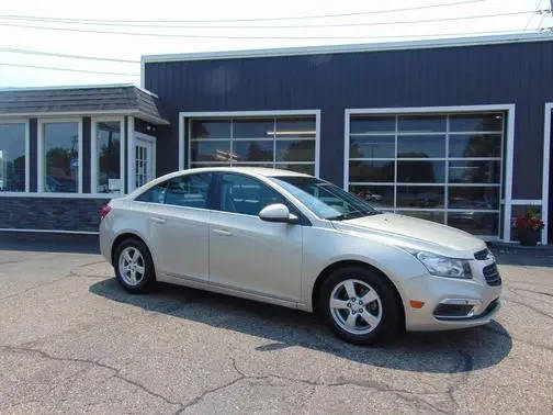 2015 Chevrolet Cruze LT FWD photo