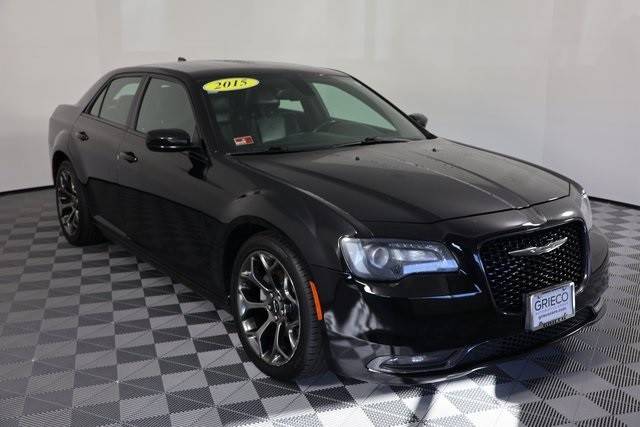 2015 Chrysler 300 300S RWD photo