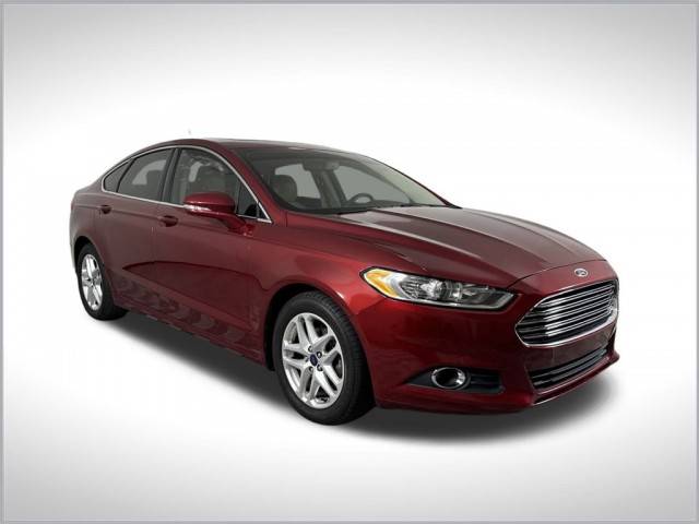 2016 Ford Fusion SE FWD photo