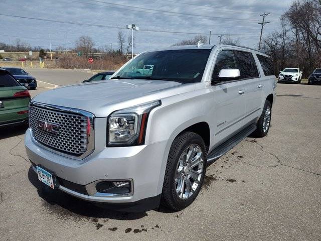 2015 GMC Yukon XL Denali 4WD photo
