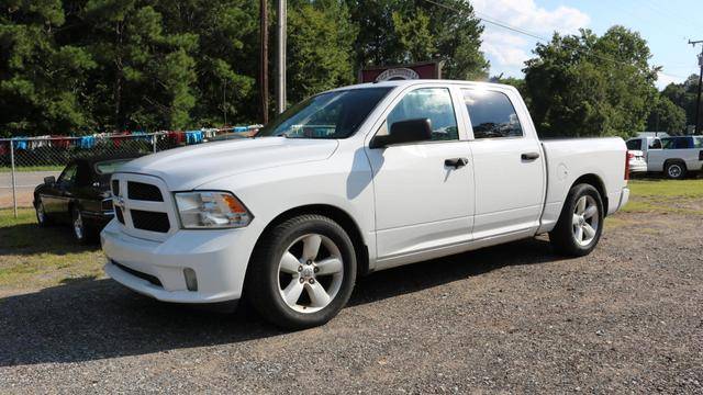 2015 Ram 1500 Express RWD photo